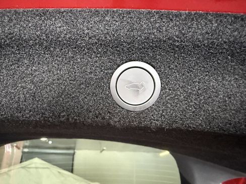 Used 2026 Tesla Model Y Long Range RWD image 25