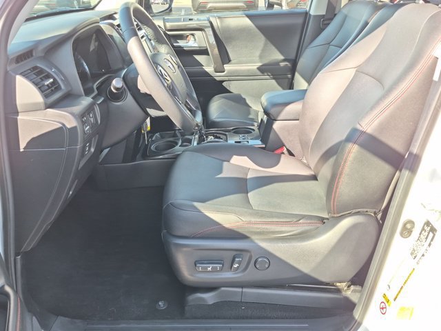 Used 2014 Toyota 4Runner Trail Premium AWD/4WD image 9