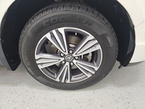 Used 2018 Acura MDX SH-AWD image 8