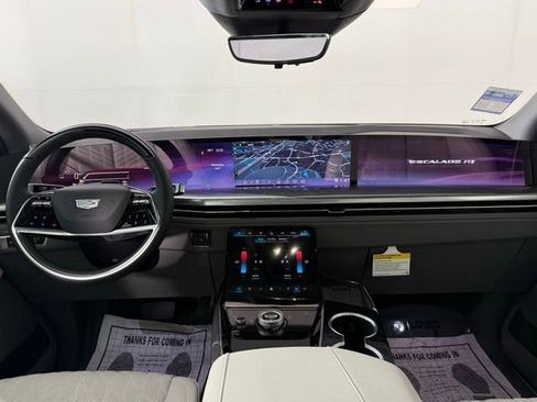 New 2026 Cadillac Escalade IQ Sport 1 image 28