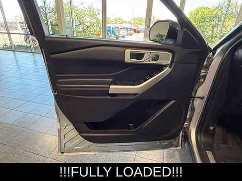 Used 2022 Ford Explorer Limited AWD/4WD image 23