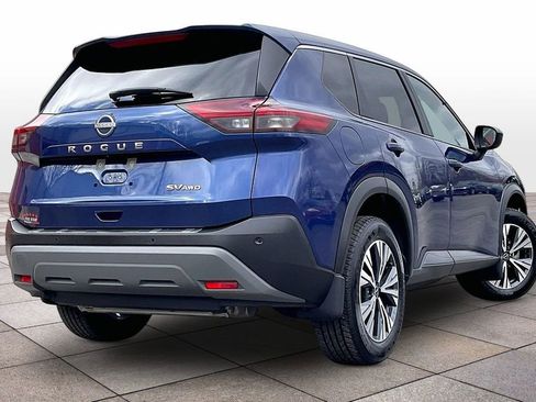Used 2023 Nissan Rogue SV image 12