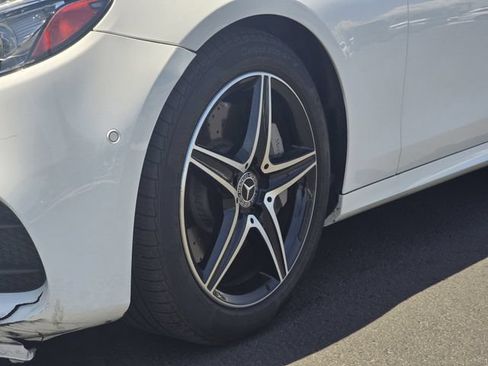 Used 2018 Mercedes-Benz E 300 image 22