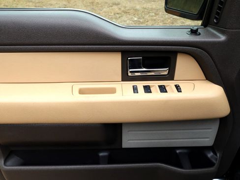 Used 2013 Ford F150 XLT w/ Luxury Equipment Group image 28