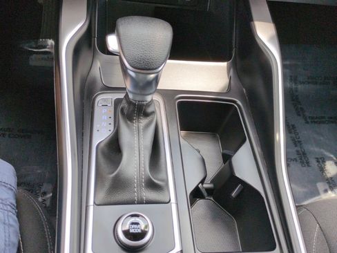 Used 2023 Kia Sorento LX FWD image 22