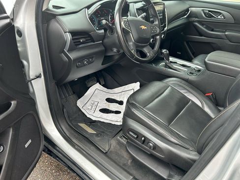 Used 2019 Chevrolet Traverse Premier w/ Redline Edition image 10