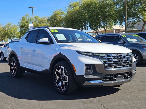 Used 2023 Hyundai Santa Cruz Limited image 3