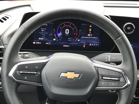 Certified 2026 Chevrolet Traverse LT AWD/4WD image 8