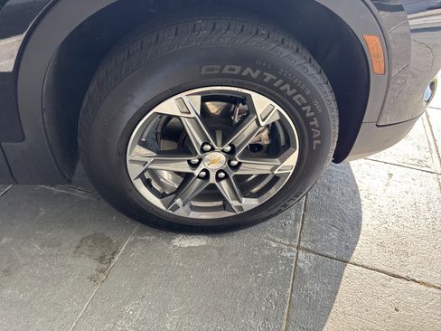 Used 2025 Chevrolet Blazer LT image 13