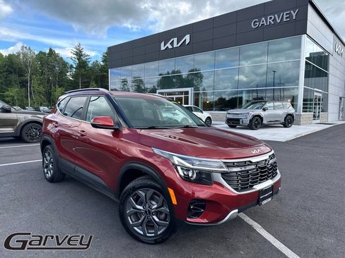 Certified 2024 Kia Seltos S AWD/4WD image 1