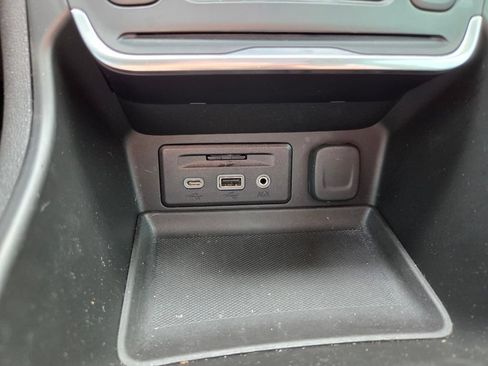 Used 2019 GMC Terrain Denali w/ Advanced Safety Package FWD image 27