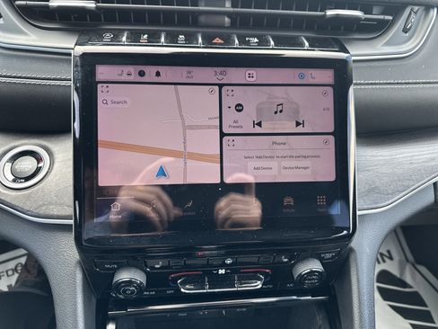 Used 2021 Jeep Grand Cherokee L Limited w/ Trailer Tow Group (B) image 26