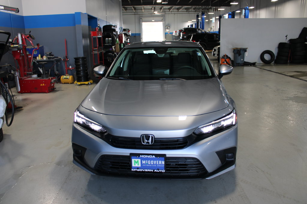Used 2024 Honda Civic LX image 2