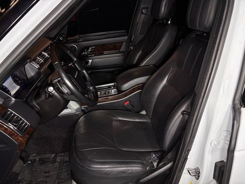 Used 2020 Land Rover Range Rover Long Wheelbase HSE AWD/4WD image 11