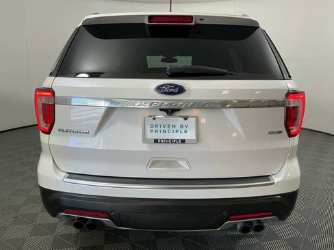 Used 2018 Ford Explorer Platinum image 6