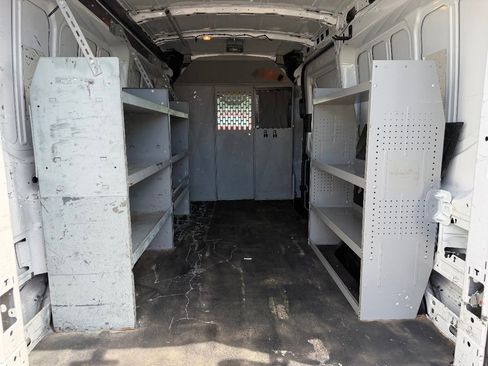 Used 2015 Ford Transit 250 148 Medium Roof w/ Exterior Upgrade Package RWD image 12