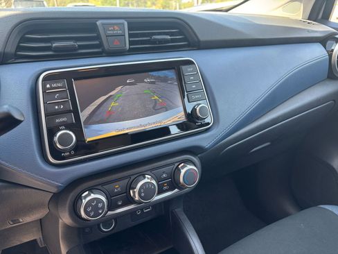 Used 2025 Nissan Versa SV image 28