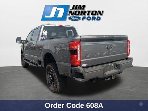 Used 2024 Ford F250 Lariat w/ Lariat Ultimate Package AWD/4WD image 7