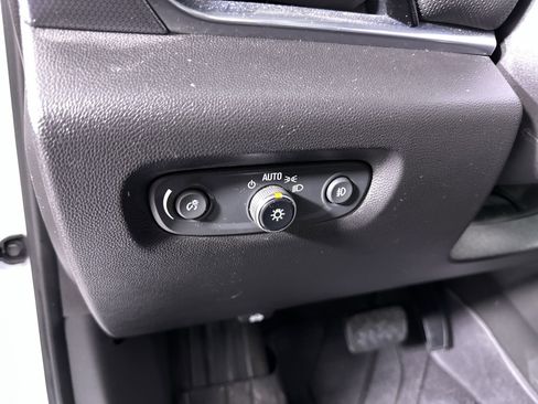 Used 2018 Chevrolet Traverse Premier w/ Redline Edition image 54