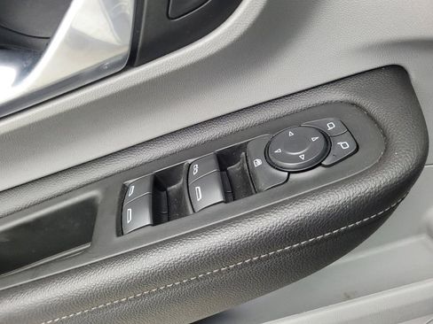 Used 2022 GMC Terrain SLT image 27