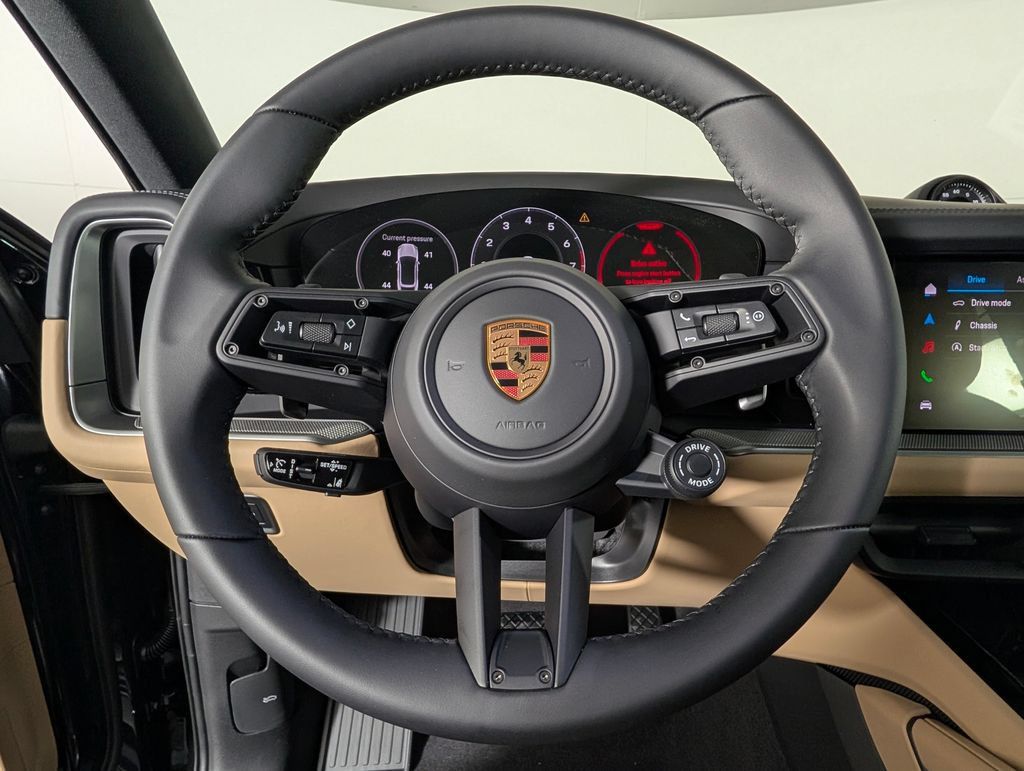 New 2026 Porsche Cayenne Coupe AWD/4WD image 36