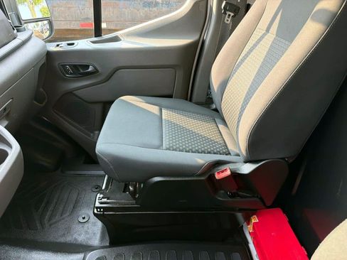 Used 2025 Ford Transit 250 Low Roof w/ Exterior Upgrade Package RWD image 15