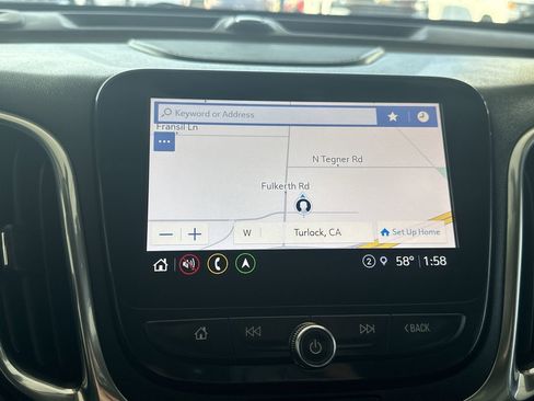 Used 2022 Chevrolet Equinox Premier image 13