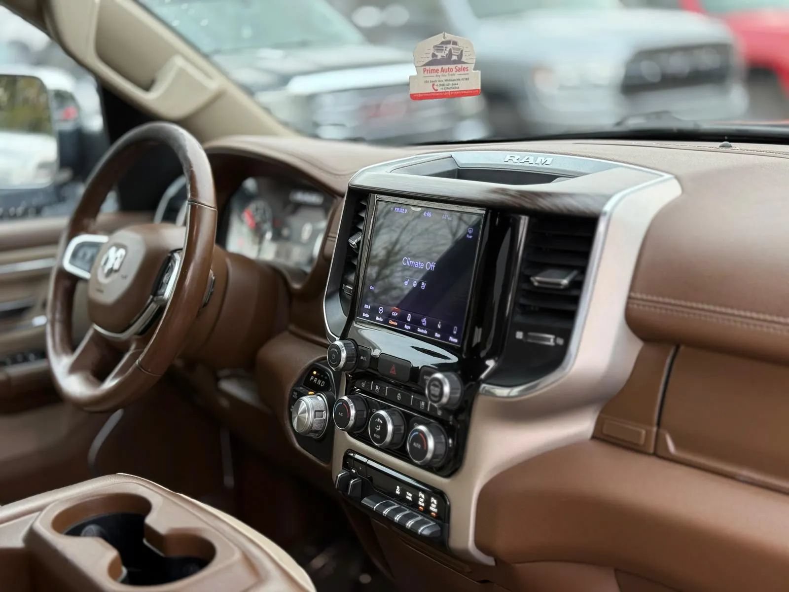 Used 2019 RAM 1500 Laramie AWD/4WD image 28