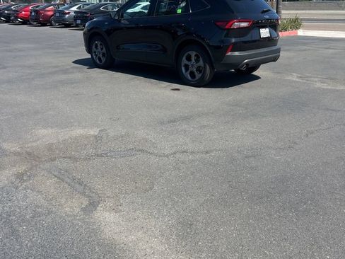 Used 2025 Ford Escape ST-Line AWD/4WD image 7