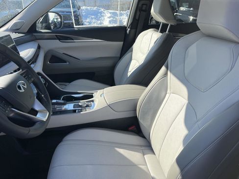 New 2026 INFINITI QX60 Luxe w/ Cargo Package image 9