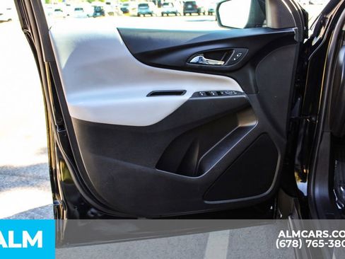 Used 2023 Chevrolet Equinox LT image 37