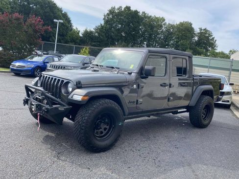 Used 2021 Jeep Gladiator Sport AWD/4WD image 3