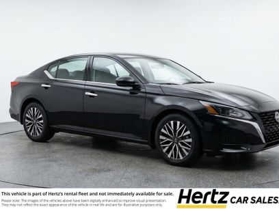 Used 2025 Nissan Altima 2.5 SV