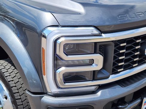 New 2026 Ford F450 Platinum w/ FX4 Off-Road Package AWD/4WD image 11