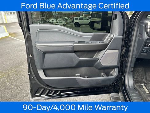 Used 2025 Ford F150 Lariat w/ Equipment Group 501A Mid image 12
