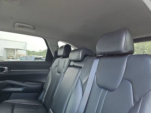 Used 2024 Kia Sorento S AWD/4WD image 14