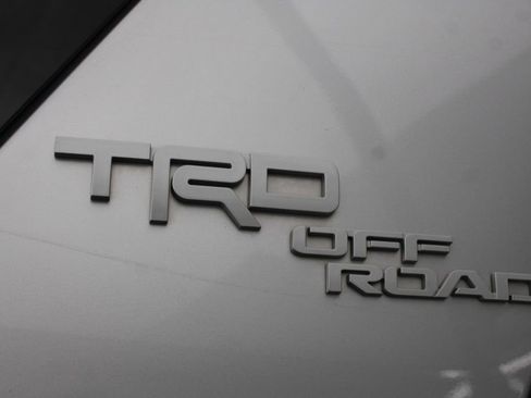 Used 2020 Toyota 4Runner TRD Off-Road AWD/4WD image 64