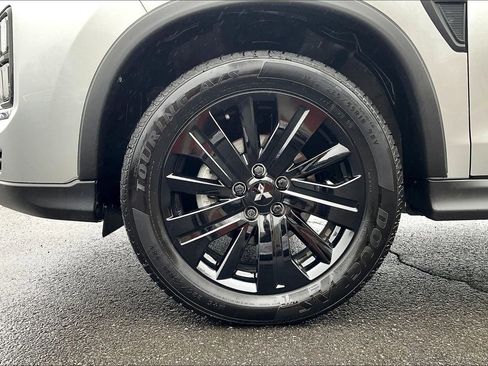 Used 2024 Mitsubishi Outlander Sport LE image 9