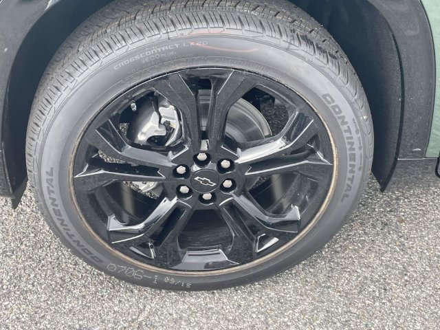 New 2027 Chevrolet Traverse RS FWD image 9