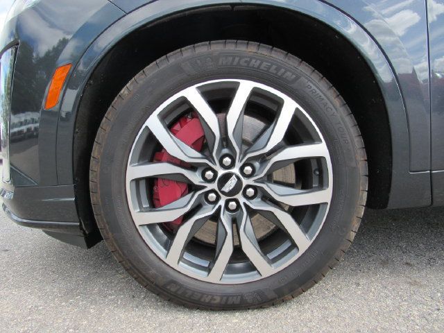 Used 2023 Cadillac XT6 Sport AWD/4WD image 9