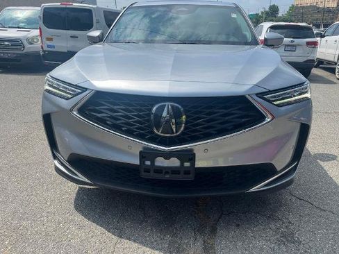 Used 2025 Acura MDX SH-AWD w/ Technology Package image 3