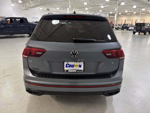 Certified 2024 Volkswagen Tiguan SE R-Line AWD/4WD image 7