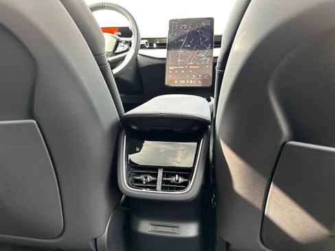 New 2025 Polestar Polestar 3 image 16