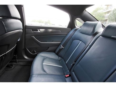 Used 2019 Hyundai Sonata Limited FWD image 12