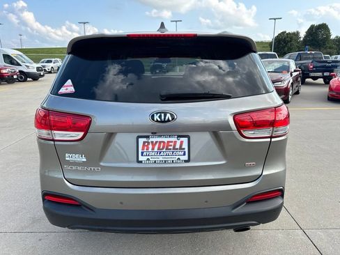 Used 2018 Kia Sorento AWD image 31