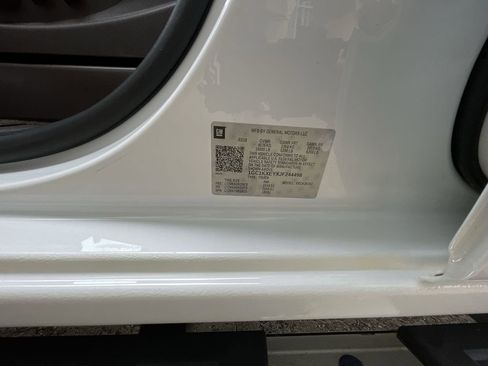 Used 2018 Chevrolet Silverado 2500 High Country w/ Duramax Plus Package image 32