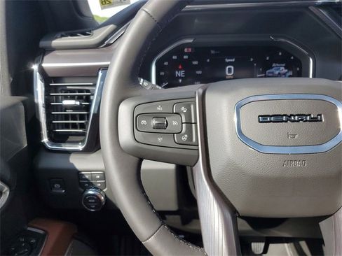 New 2025 GMC Sierra 2500 Denali Ultimate image 20