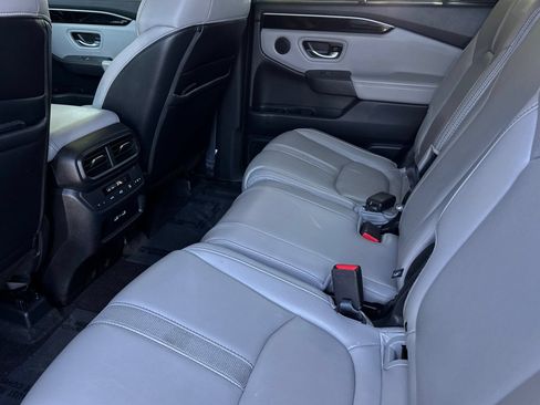 Used 2023 Honda Pilot EX-L image 13