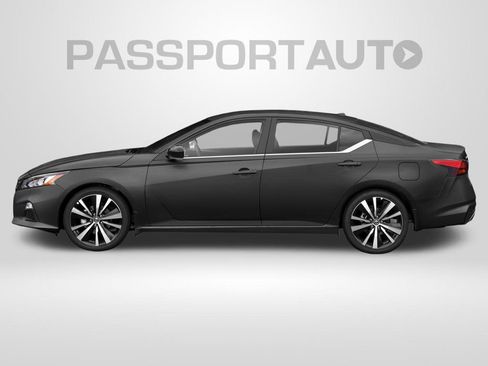 Used 2019 Nissan Altima 2.5 SR w/ SR Premium Package FWD image 4