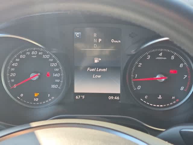 Used 2019 Mercedes-Benz GLC 300 4MATIC image 32